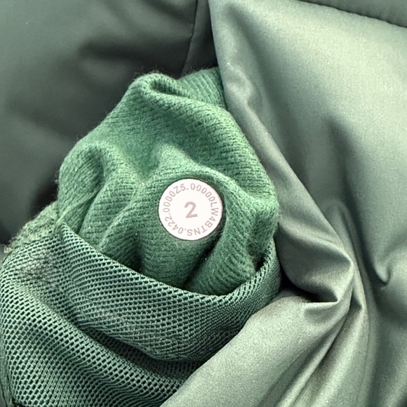 Lululemon Wunder Puff Vest - Picture 4 of 5